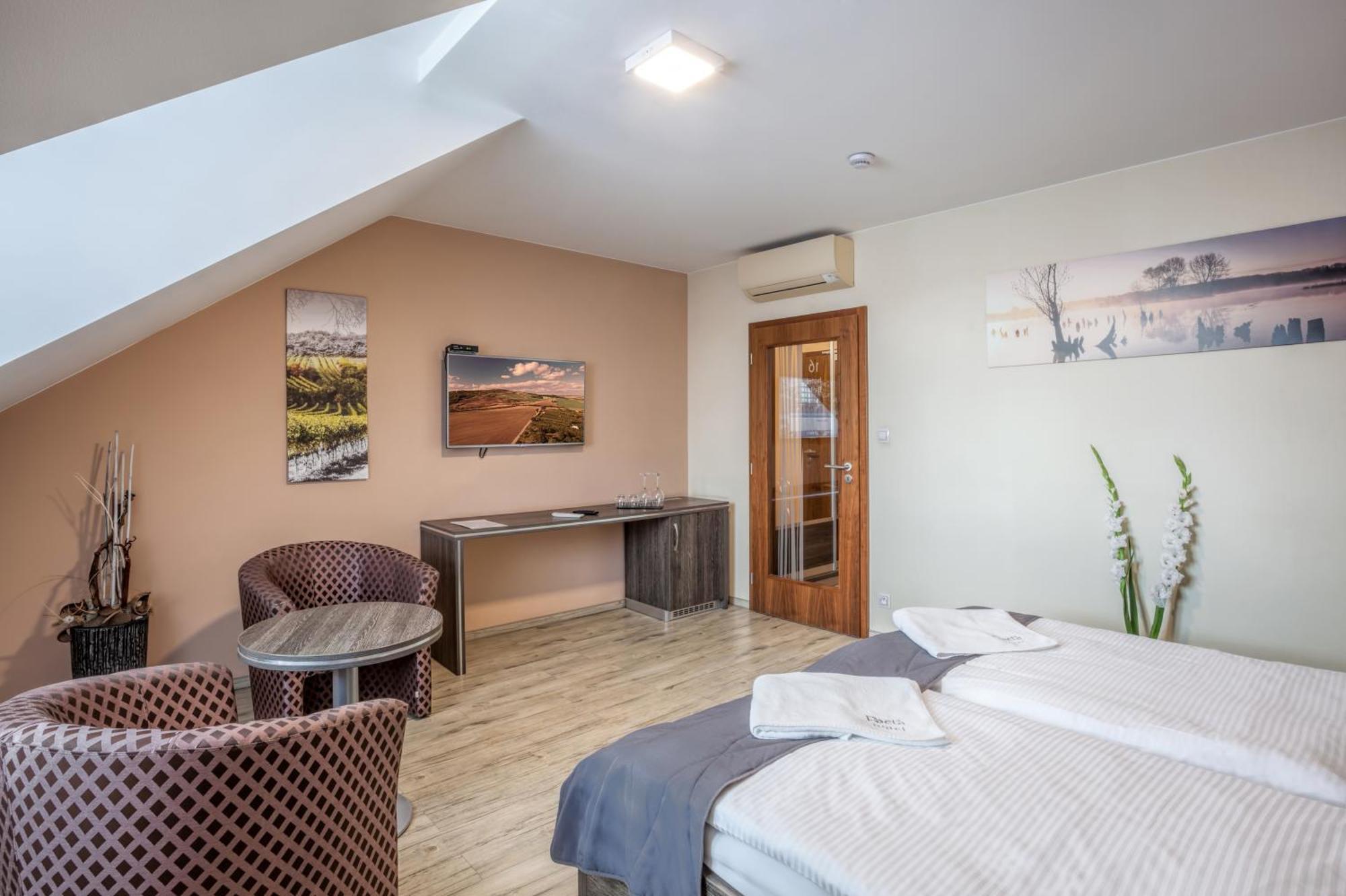 בזנץ Hotel Beta מראה חיצוני תמונה