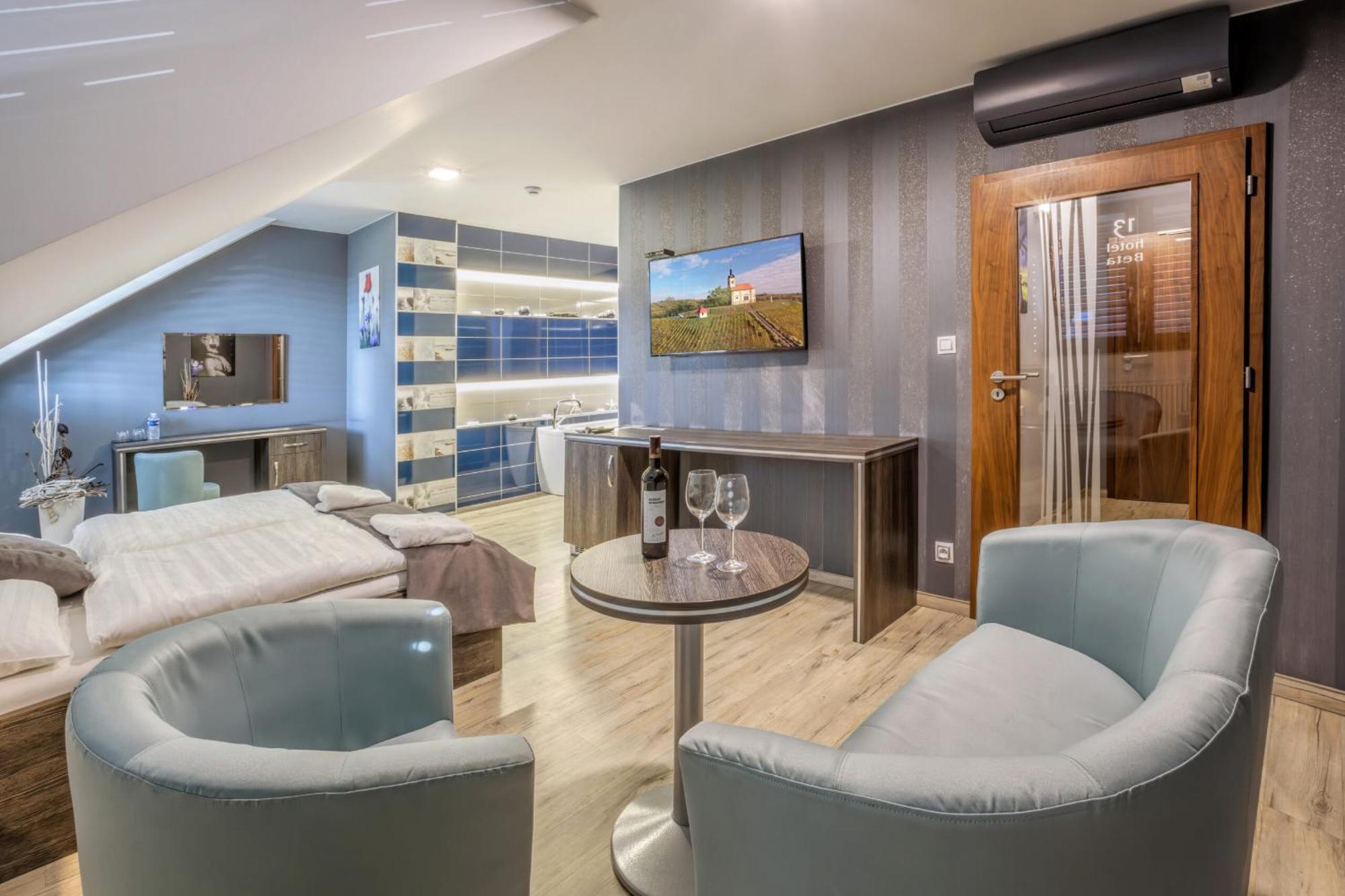 בזנץ Hotel Beta מראה חיצוני תמונה