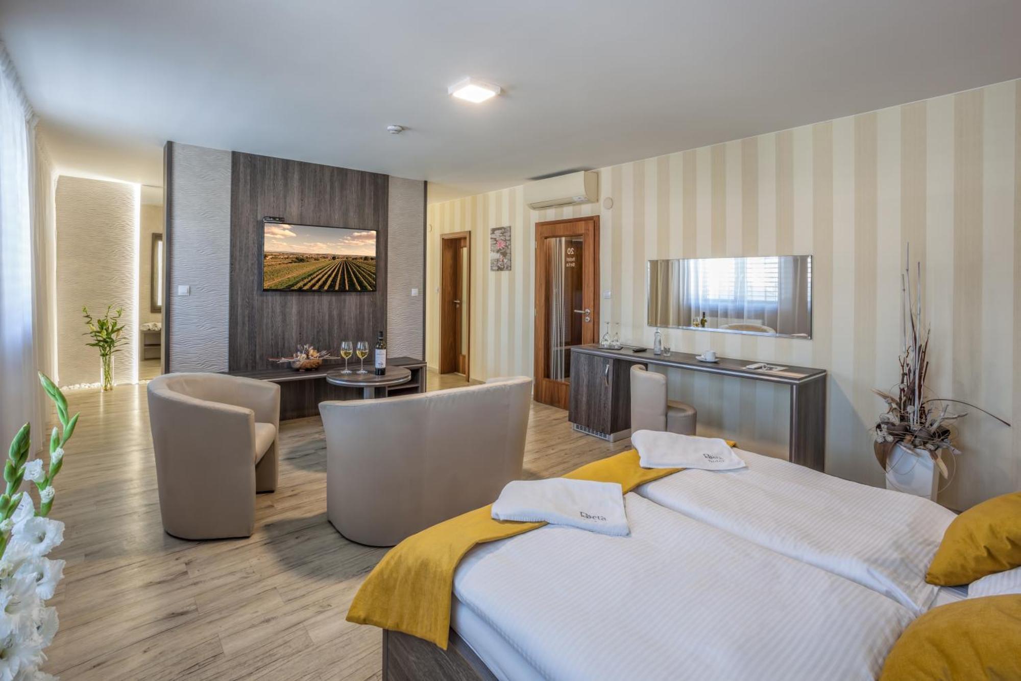 בזנץ Hotel Beta מראה חיצוני תמונה
